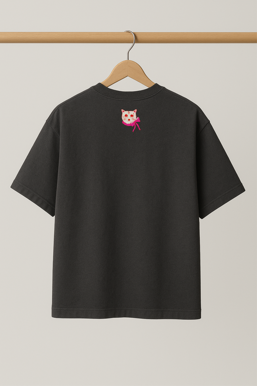 ZIAA "I Like Cats" graphic t-shirt with illustration of a heart and a cat, dark grey color base with pink graphic